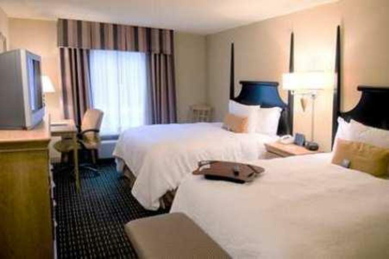Hampton Inn & Suites Mobile Providence Park/Airport Oda fotoğraf