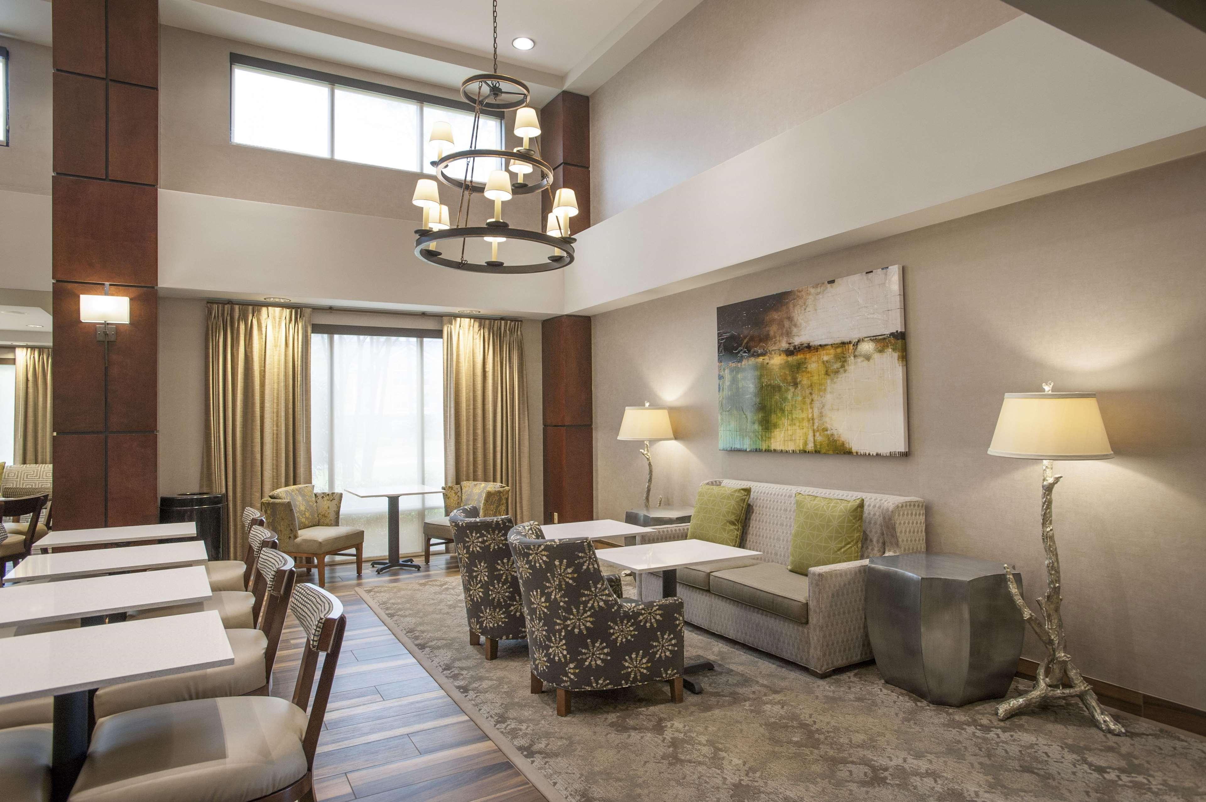 Hampton Inn & Suites Mobile Providence Park/Airport Dış mekan fotoğraf