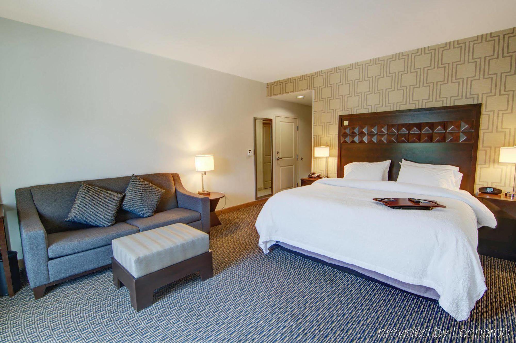 Hampton Inn & Suites Mobile Providence Park/Airport Dış mekan fotoğraf