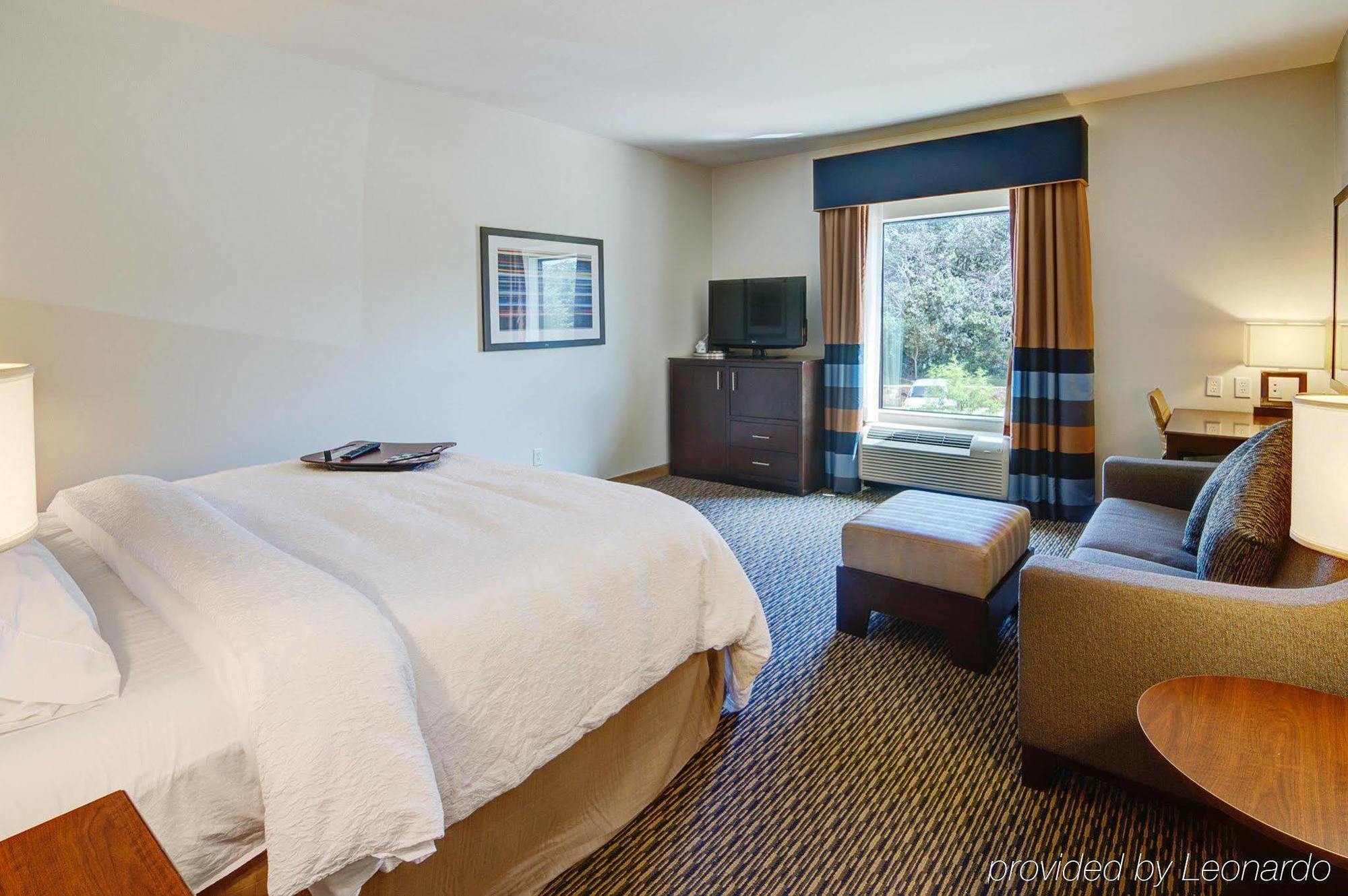 Hampton Inn & Suites Mobile Providence Park/Airport Dış mekan fotoğraf