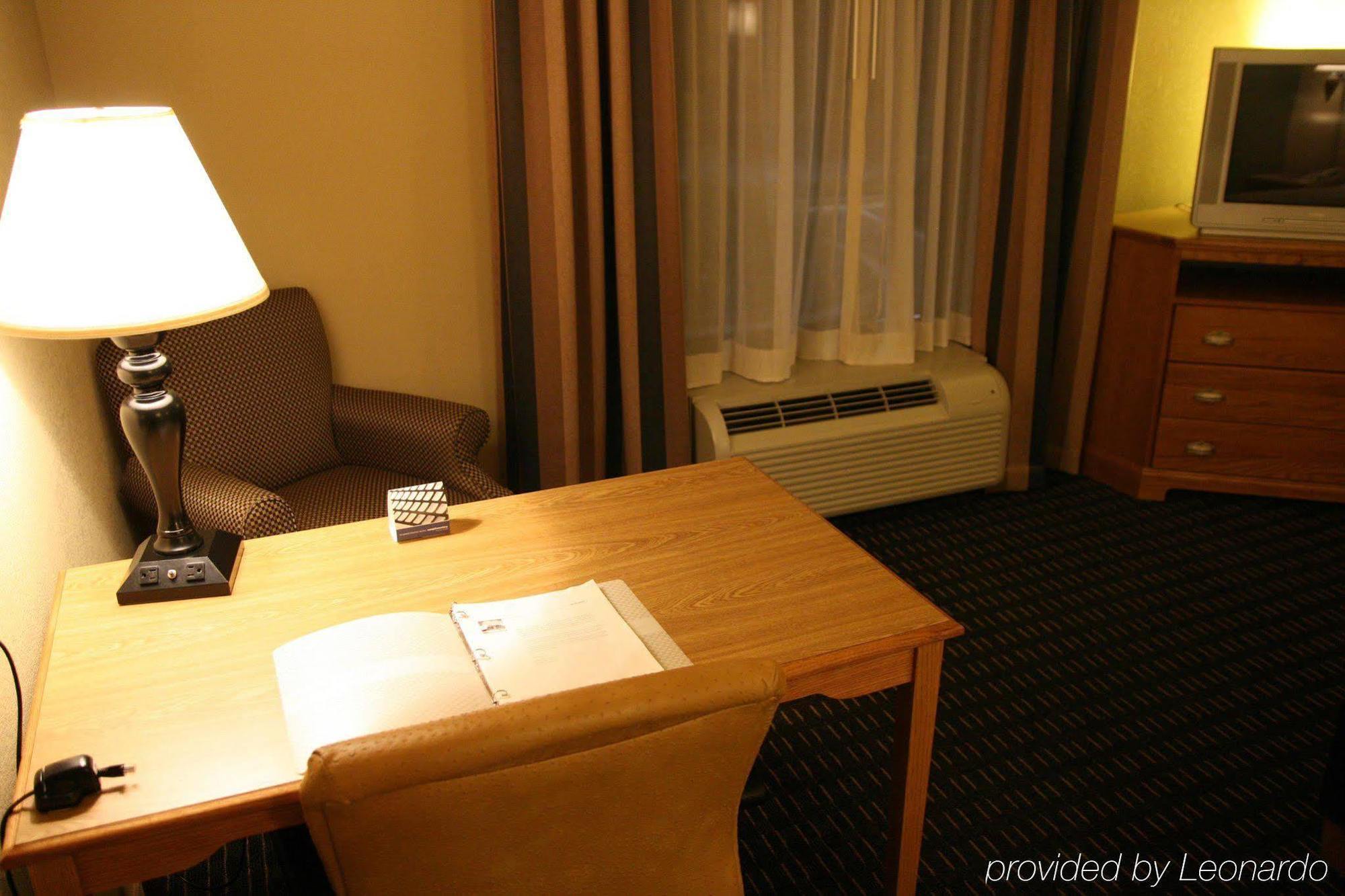 Hampton Inn & Suites Mobile Providence Park/Airport Oda fotoğraf